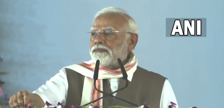 भारत की बेटियों के सिंदूर की शक्ति क्या होती है ये पाकिस्तान ने भी देखा और दुनिया ने भी: बिहार में गरजे पीएम मोदी